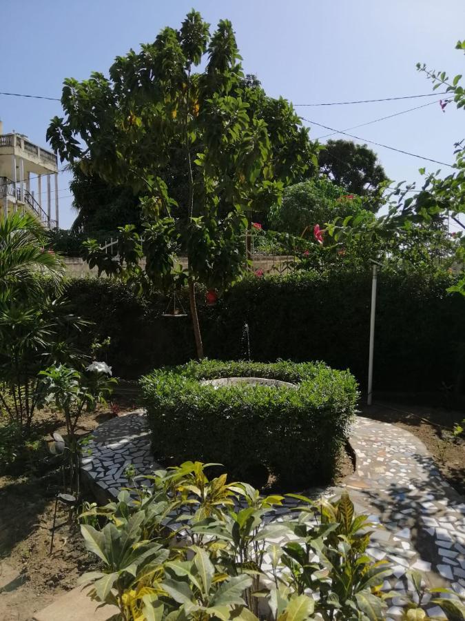 Swiss Garden House In Kerr Sering With Full Private Compound Serrekunda Exterior foto