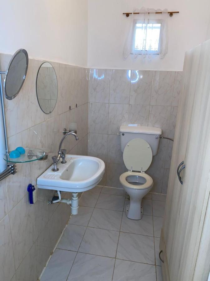 Swiss Garden House In Kerr Sering With Full Private Compound Serrekunda Exterior foto